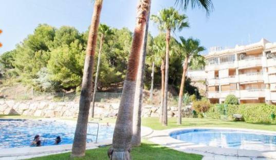 Penthouse With Private Roof Terrace And Jacuzzi Apartment Fuengirola Bagian luar foto